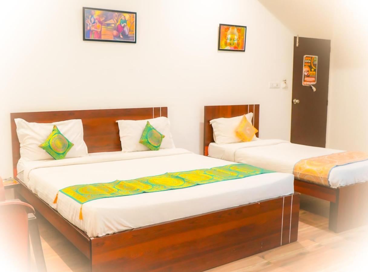 Hotel Dream Villa In Удайпур Екстериор снимка